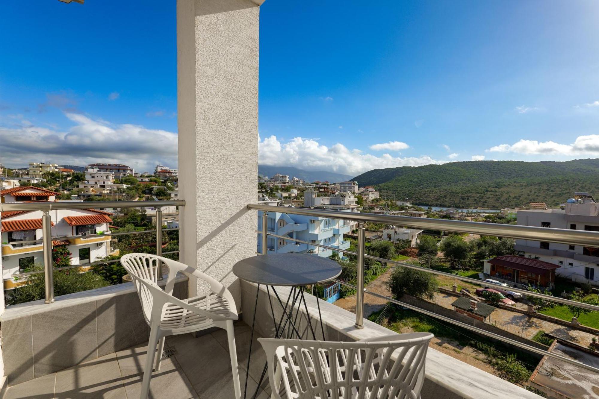 Piramida Hotel 4*