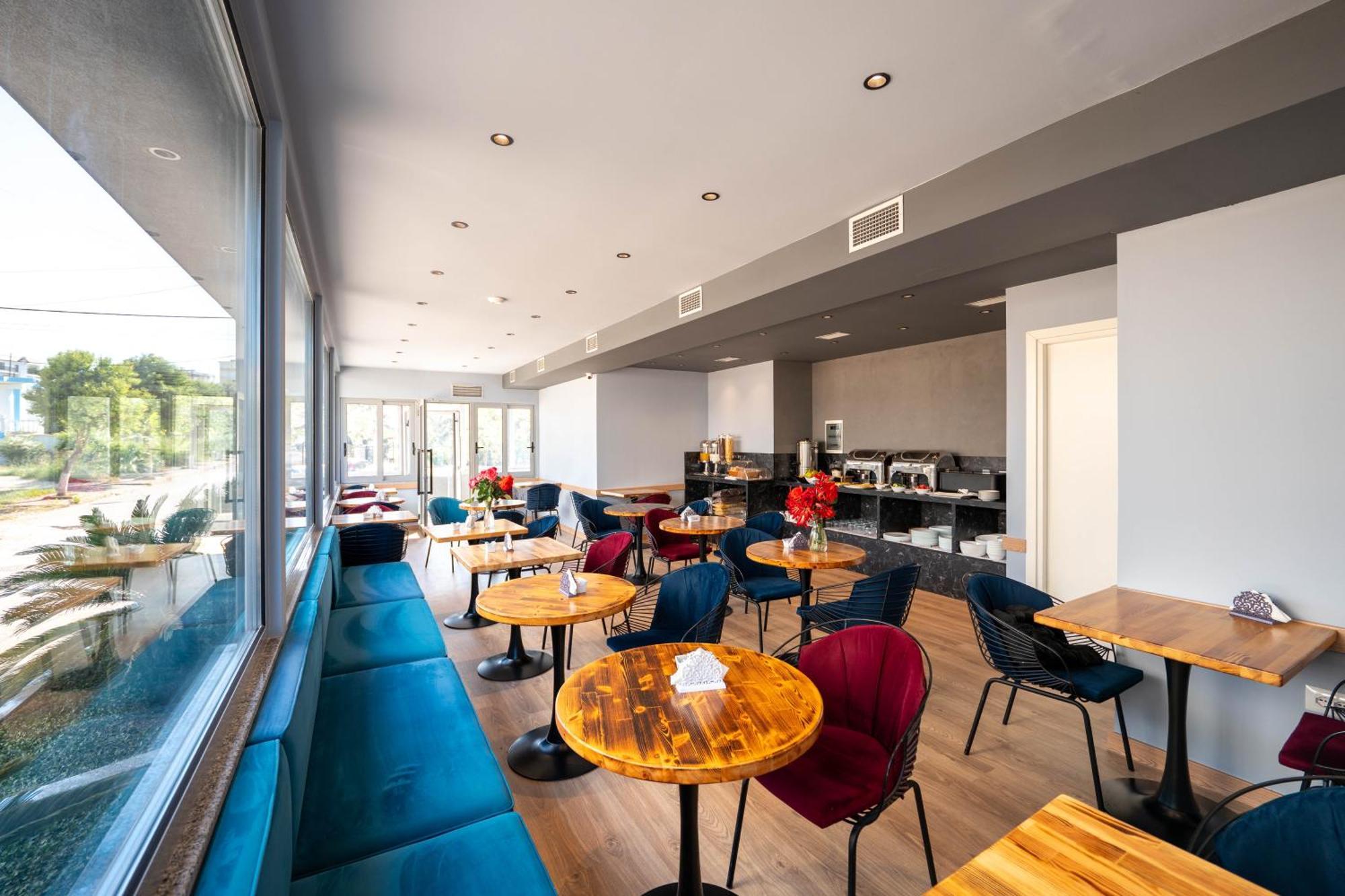 Piramida Hotel Ksamil