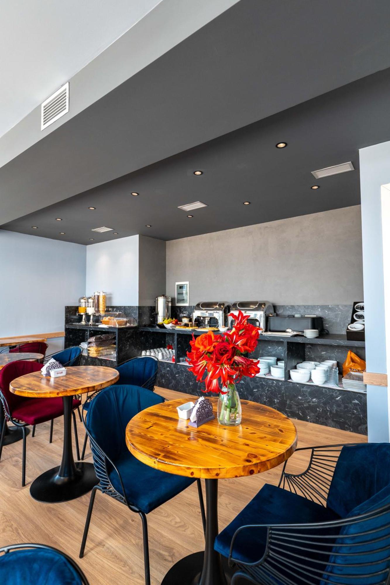 Piramida Hotel 4*